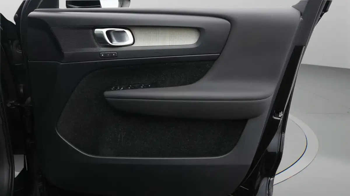 2020-volvo-xc40-15-t5-inscription-pro-plug-in-hybrid-big-14