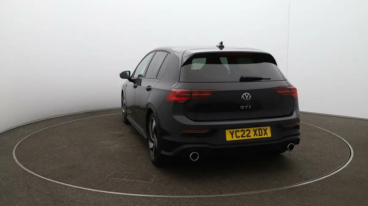 2022-volkswagen-golf-20-tsi-gti-dsg-big-62