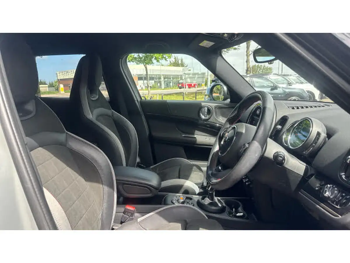 2020-mini-countryman-20td-cooper-d-sport-all4-auto-big-10