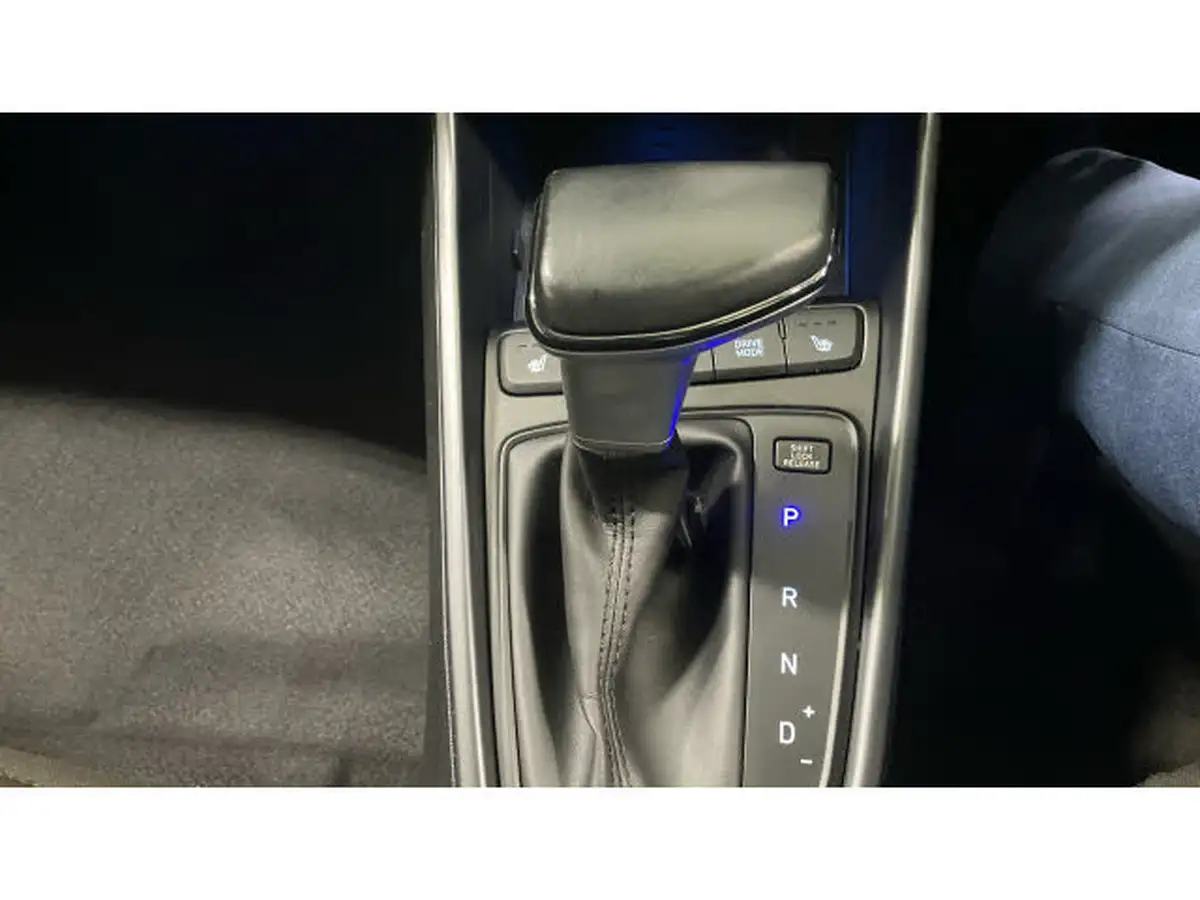 2022-hyundai-bayon-10-t-gdi-premium-100ps-dct-big-23