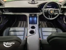 2022-porsche-taycan-e-turbo-s-small-15