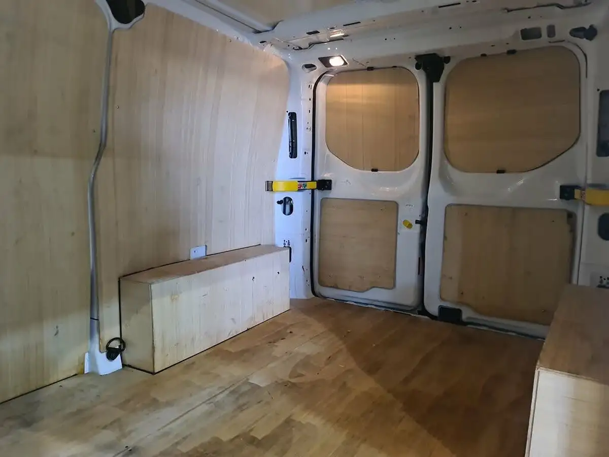 2023-ford-transit-custom-20tdci-300-l1h1-leader-105pseu6dt-panel-van-1997cc-big-7