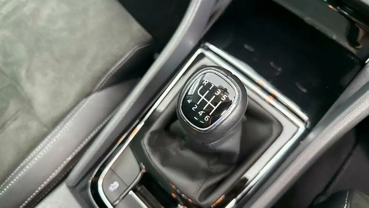 2022-skoda-karoq-10-tsi-se-l-big-11