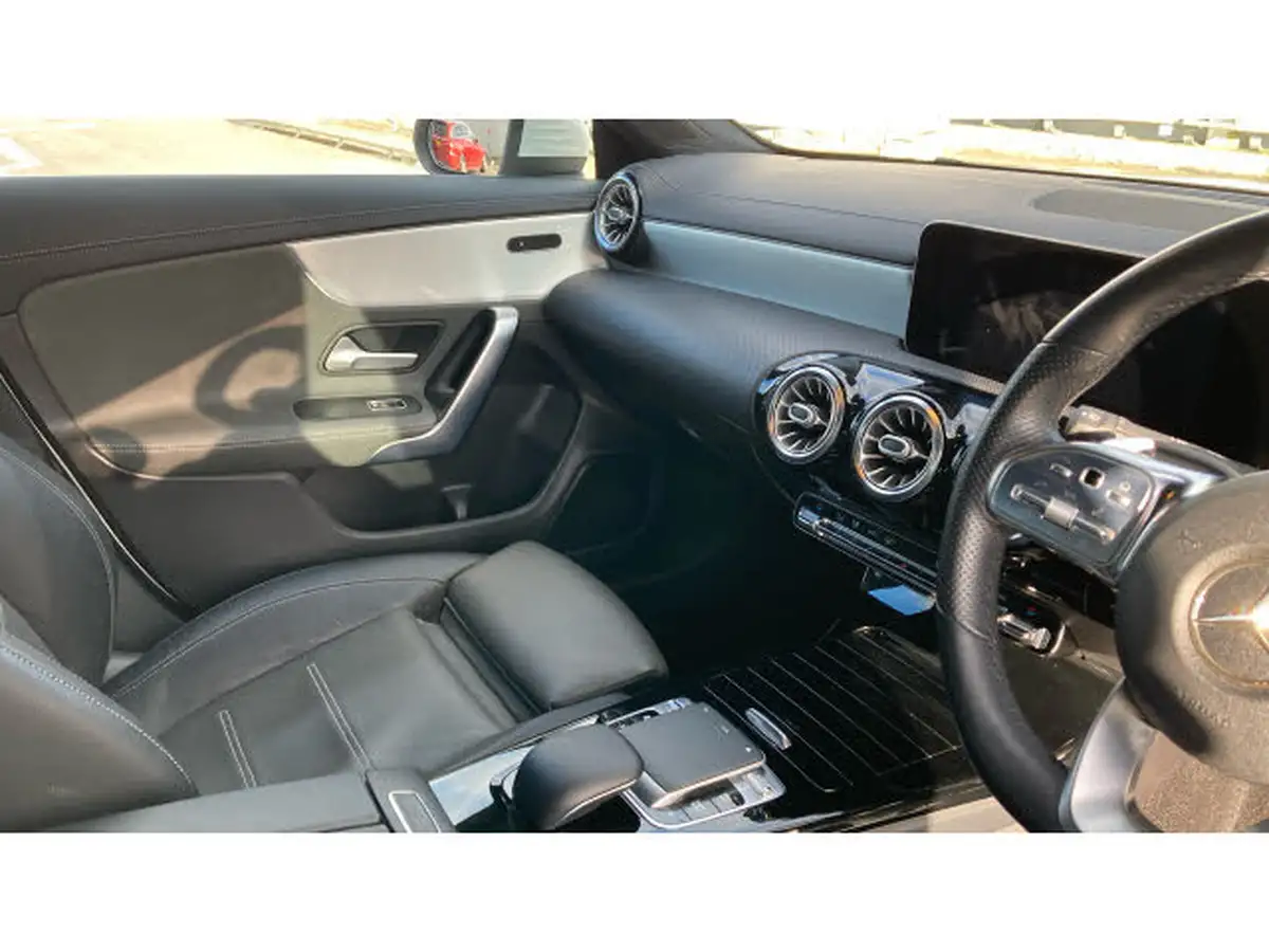 2019-mercedes-benz-cla-13-cla-200-amg-line-premium-coupe-4d-7g-dct-big-13