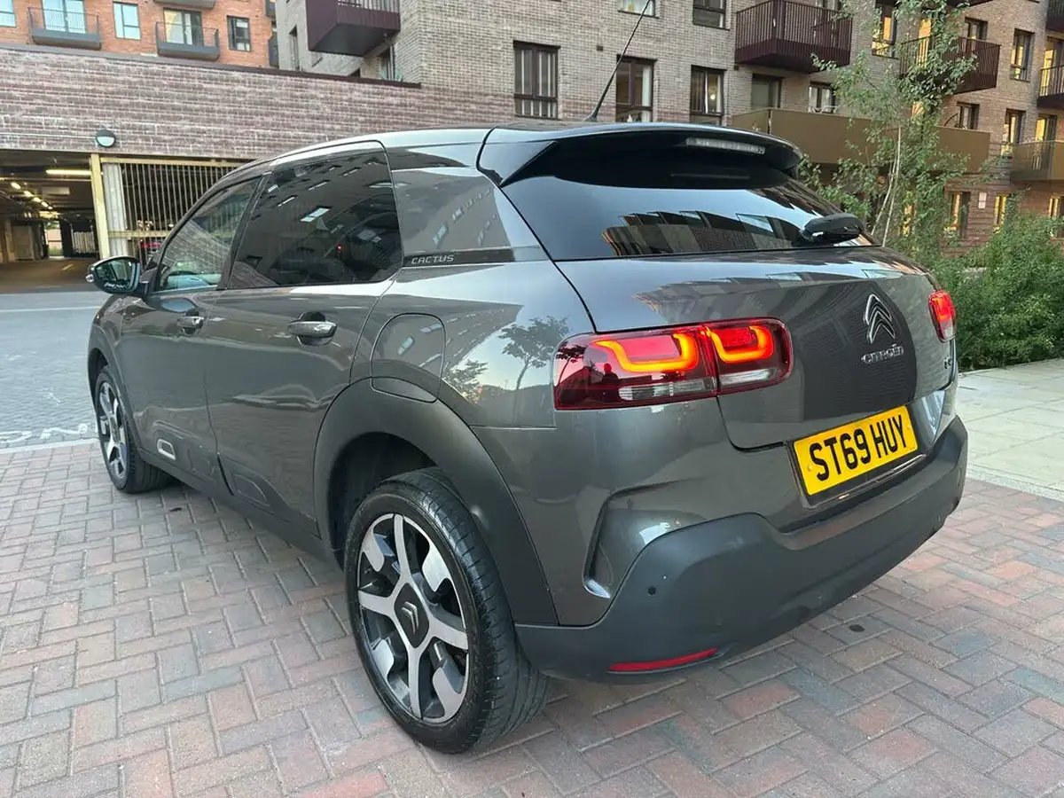 2019-citroen-c4-cactus-12-puretech-flair-130ps-eat6-big-20