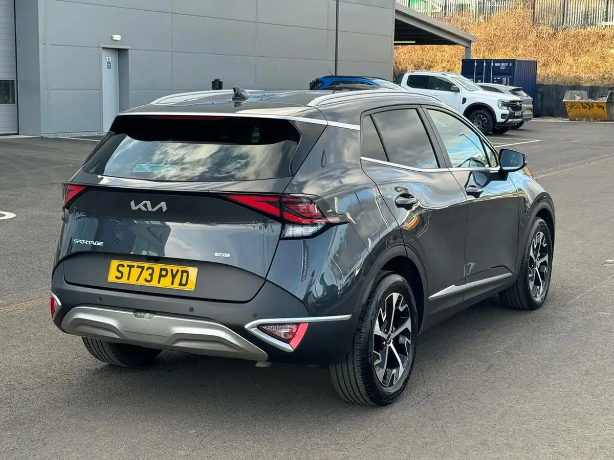 2023-kia-sportage-16-t-gdi-3-226bhp-hev-auto-big-8