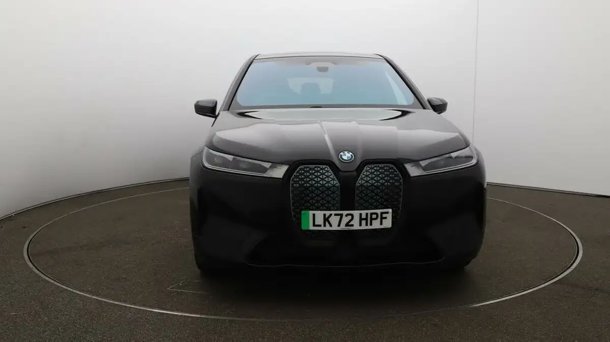2022-bmw-ix-e-xdrive-40-m-sport-big-38