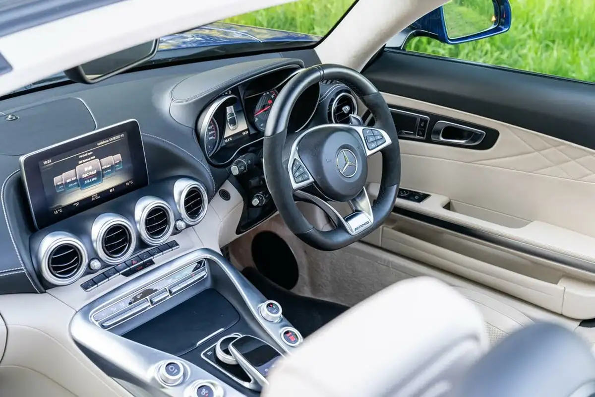 2019-mercedes-benz-amg-40-gt-c-ss-convertible-big-4