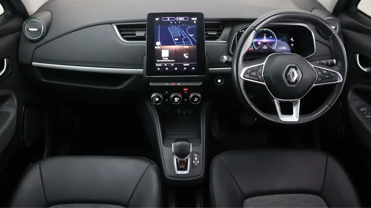 2021-renault-zoe-e-gt-line-big-13