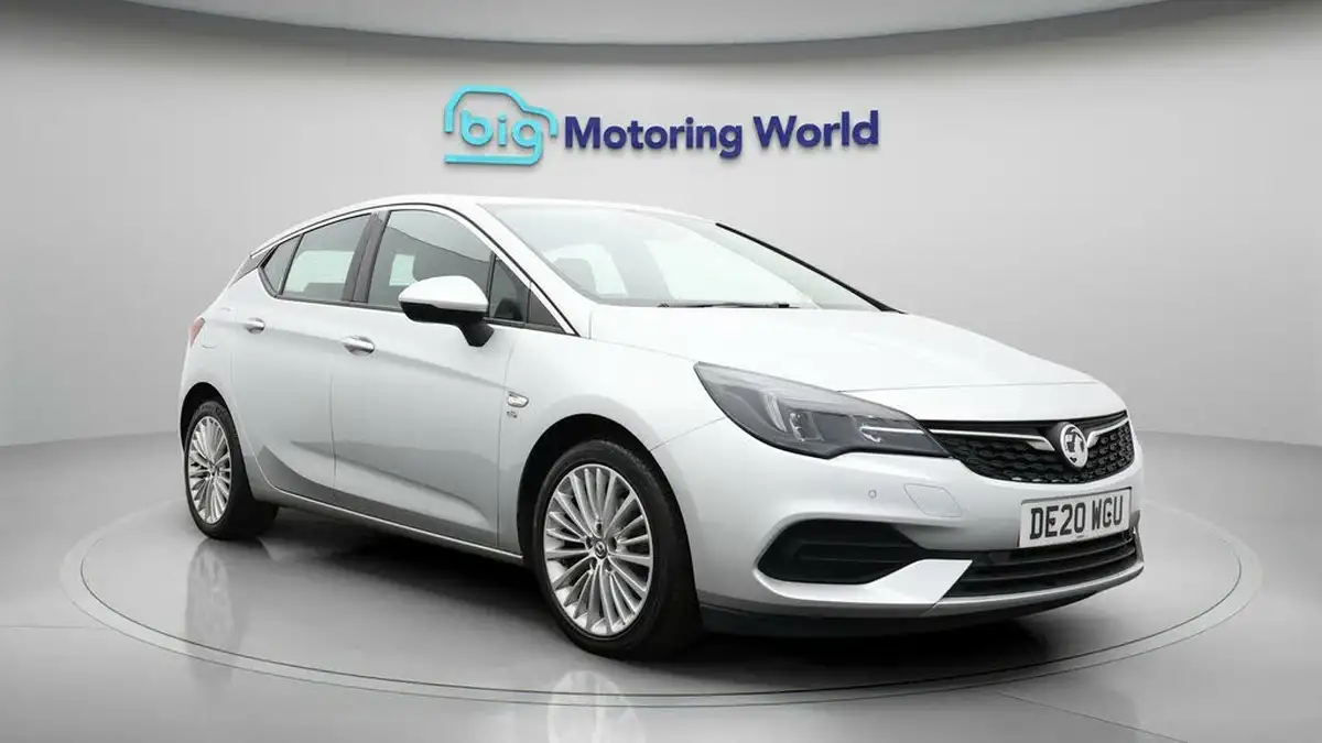 2020-vauxhall-astra-12-turbo-elite-nav-big-0