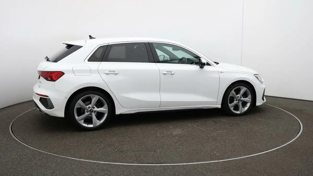 2022-audi-a3-15-35-tfsi-s-line-sportback-5d-tronic-big-45