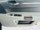 2007-chrysler-300c-30td-saloon-4d-small-36