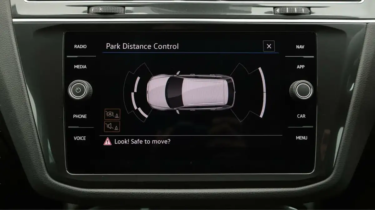 2022-volkswagen-tiguan-15-tsi-active-130ps-big-25