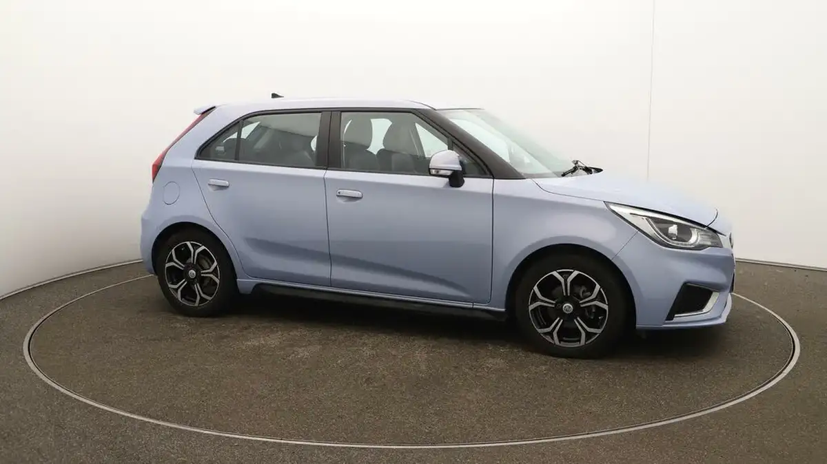 2023-mg-mg3-15-vti-tech-exclusive-nav-big-42