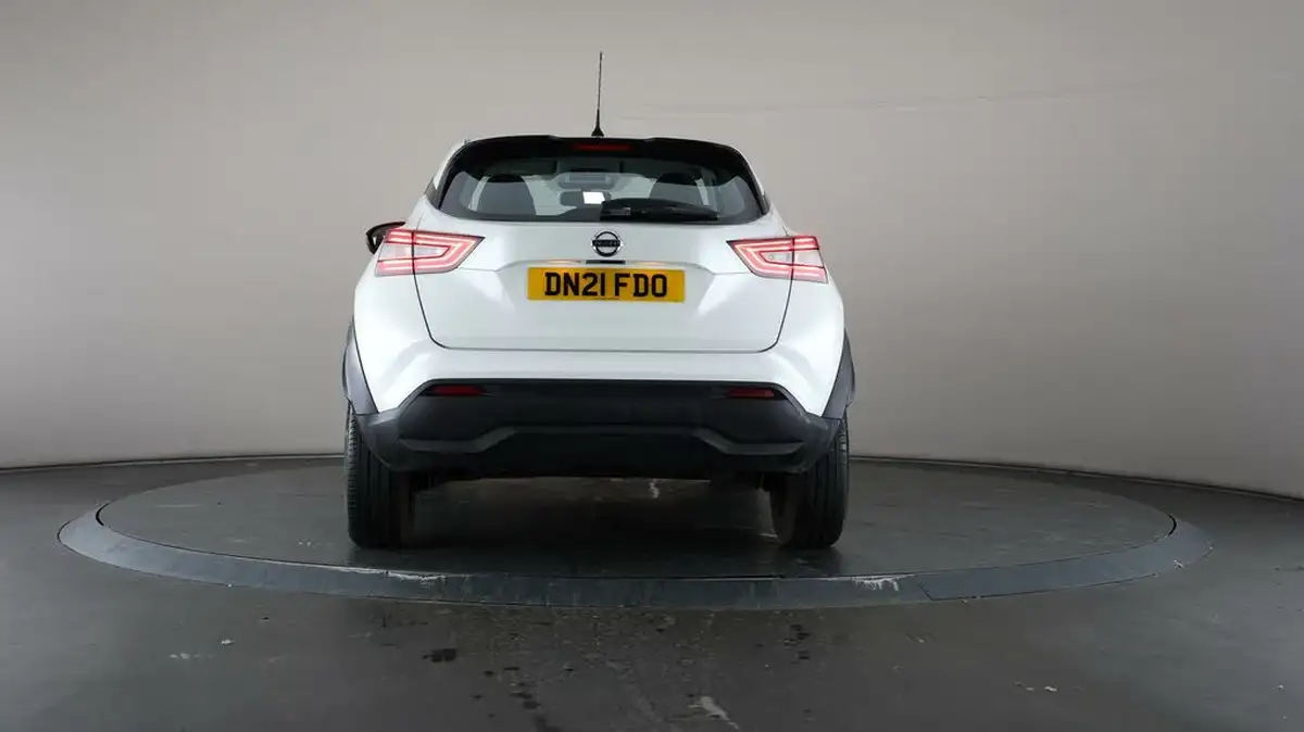 2021-nissan-juke-10-dig-t-visia-big-30