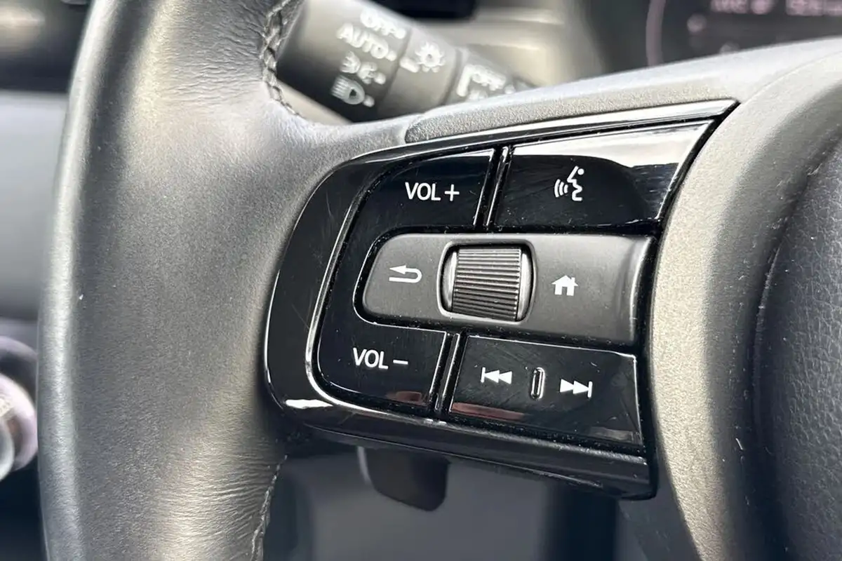 2022-honda-hr-v-15-i-mmd-advance-big-26