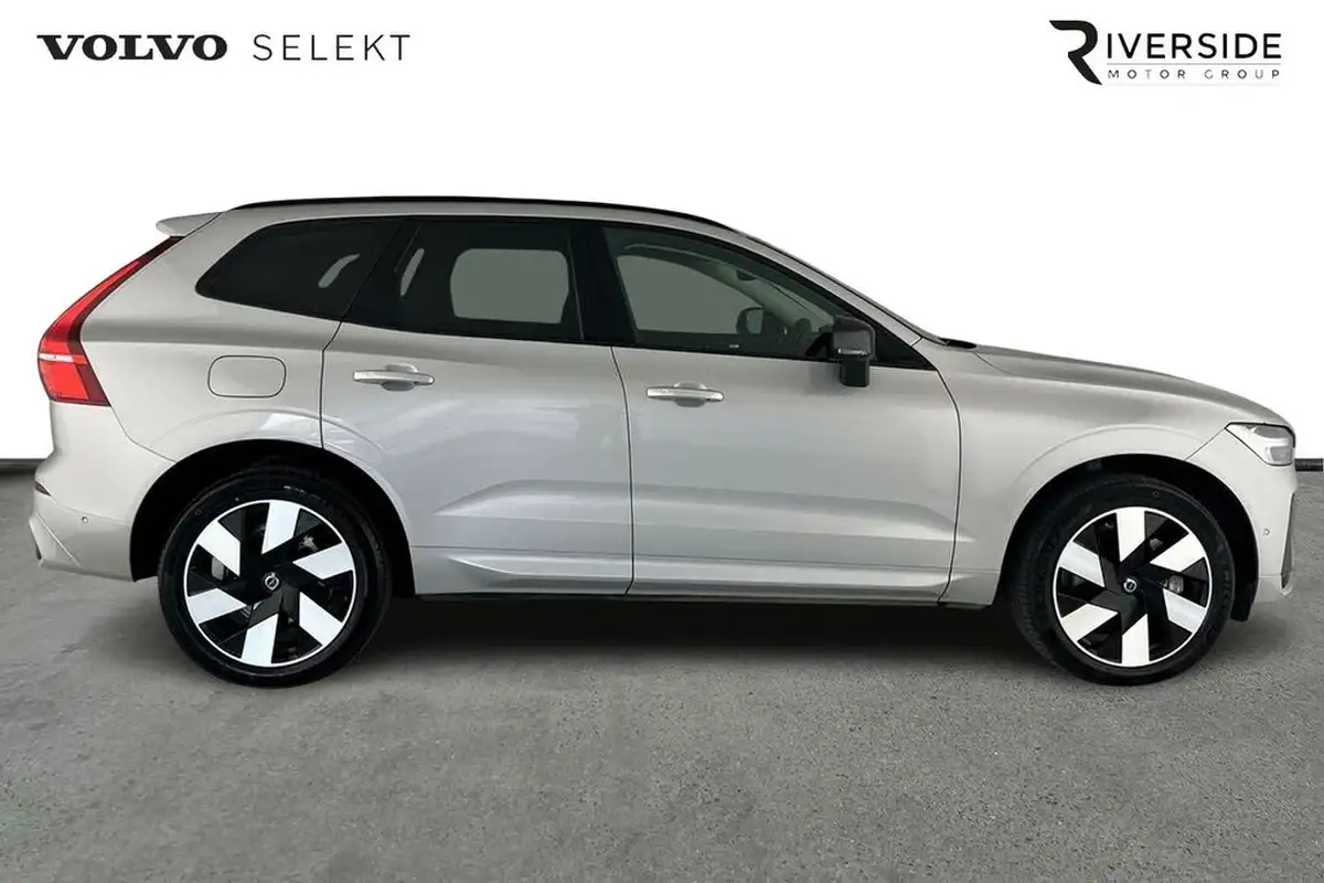 2024-volvo-xc60-20-b5-plus-big-3
