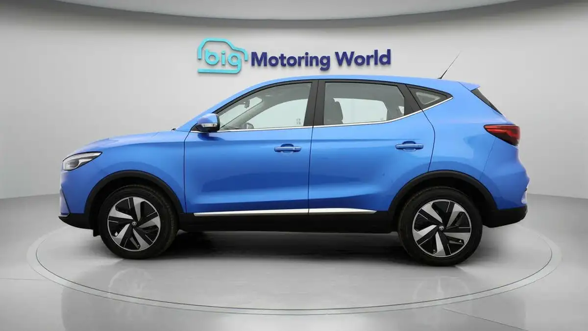 2024-mg-zs-suv-e-se-ev-176ps-big-3