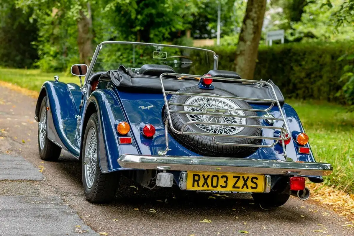 2003-morgan-44-18-2-seat-runabout-big-15
