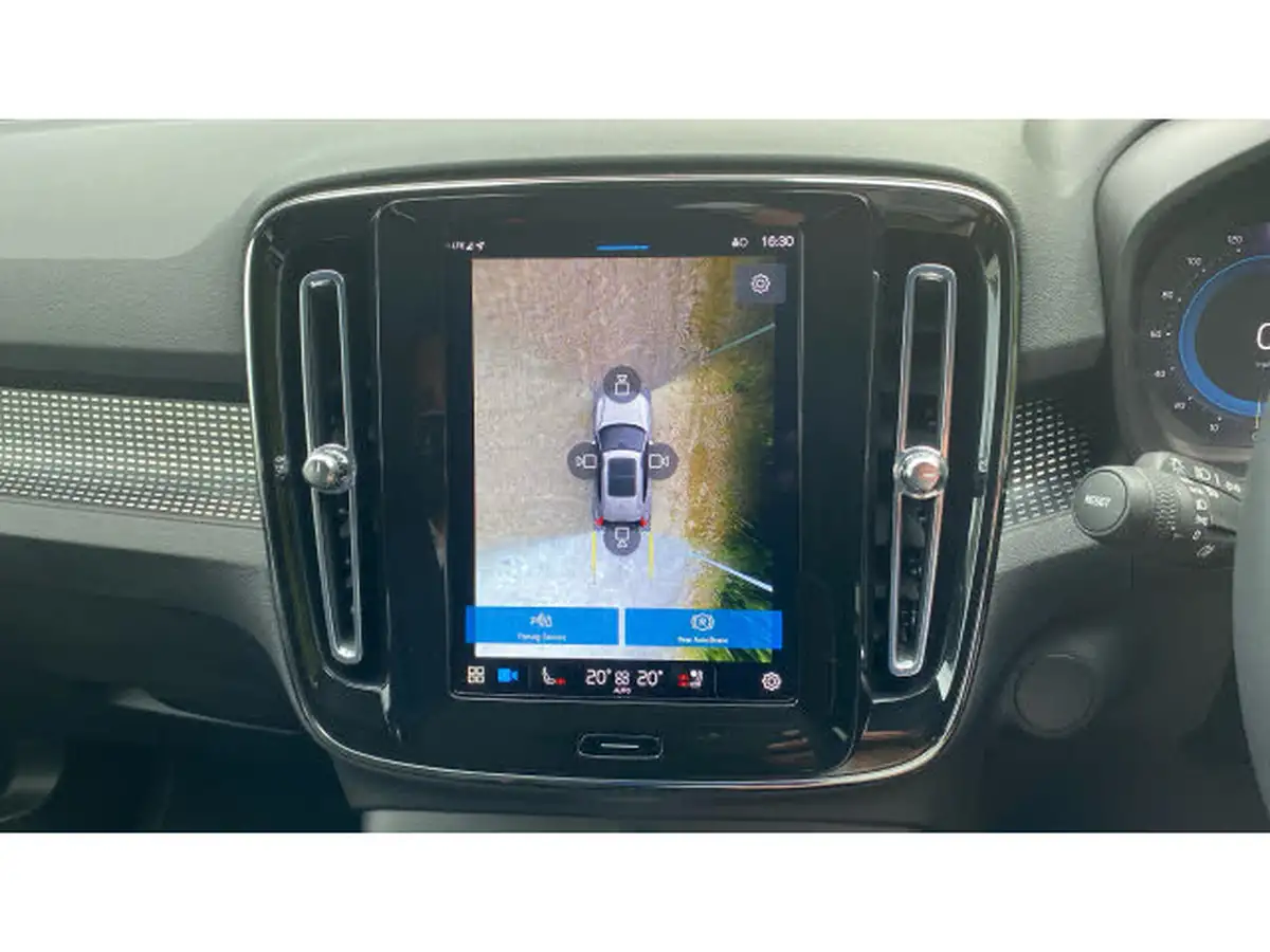 2022-volvo-xc40-e-recharge-pro-big-30