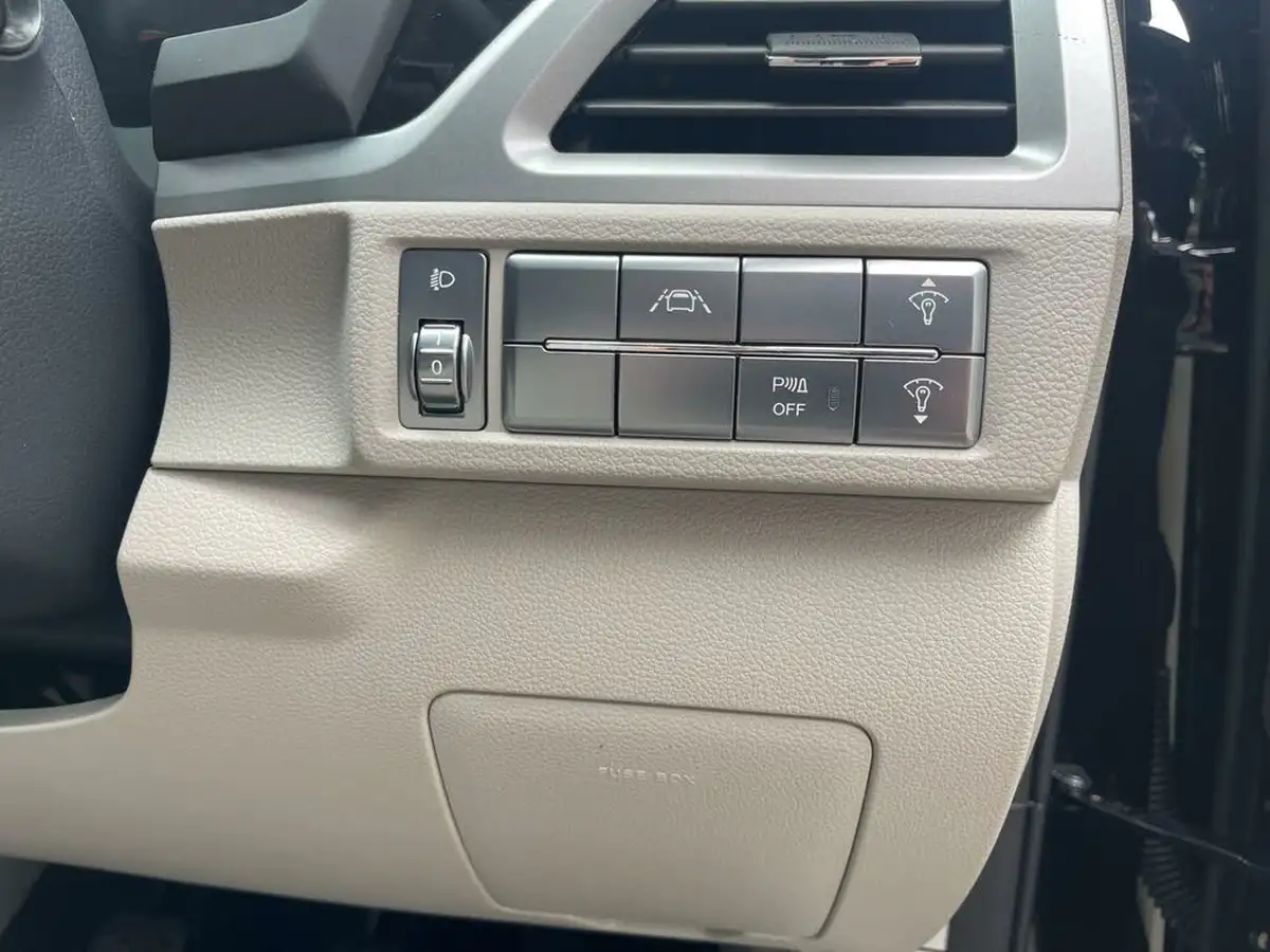 2024-kgm-ssangyong-korando-15-k40-big-42
