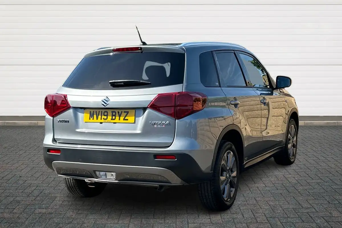 2019-suzuki-vitara-10-boosterjet-sz-t-big-12