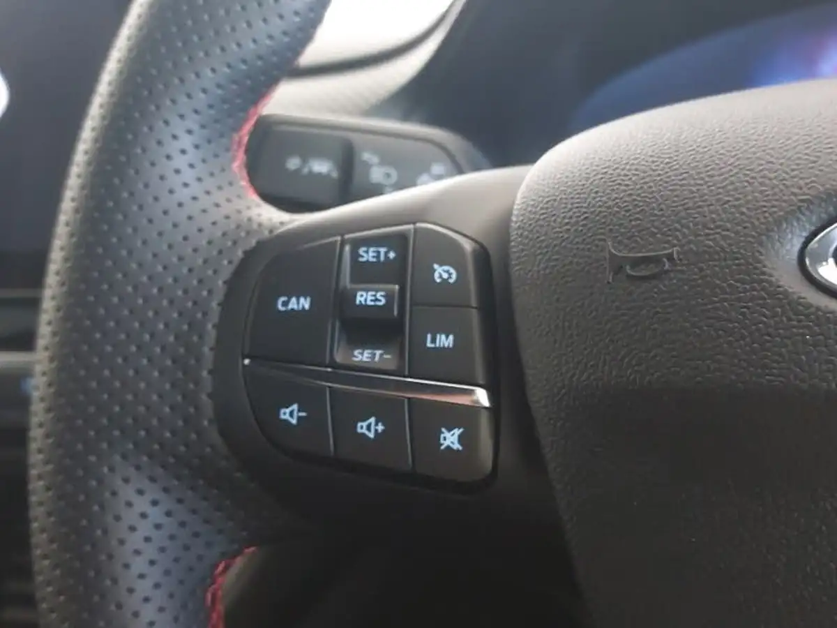 2023-ford-puma-suv-big-13
