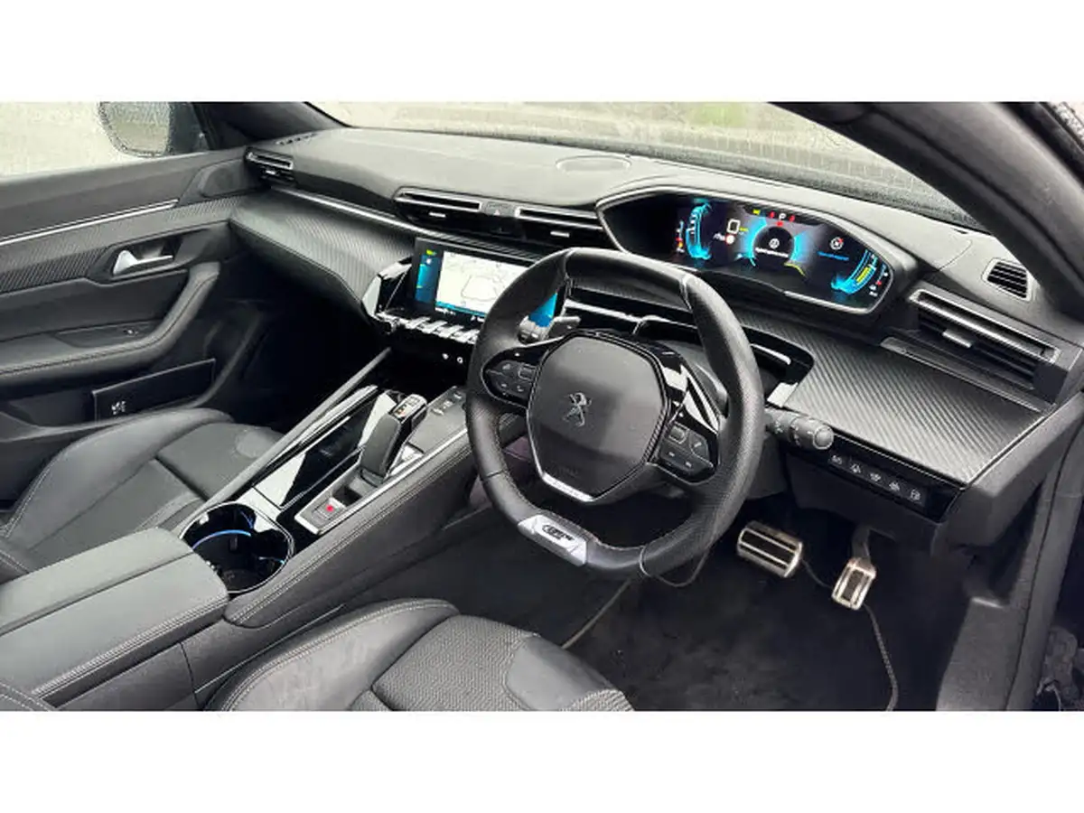 2022-peugeot-508-sw-16-puretech-gt-225bhp-hybrid-e-eat8-big-10
