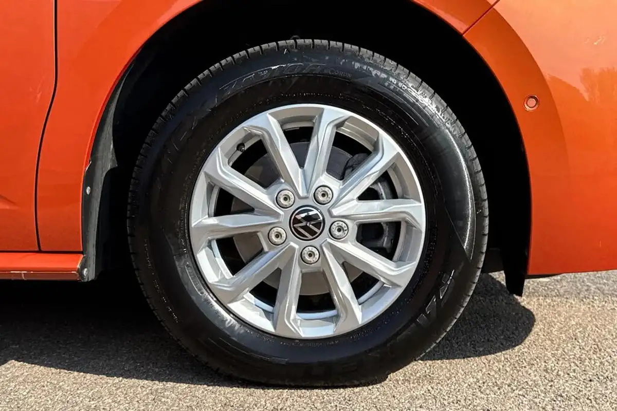 2024-volkswagen-multivan-20tdi-life-standard-big-10