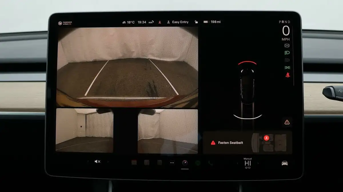 2019-tesla-model-3-e-4x4-performance-pack-big-26