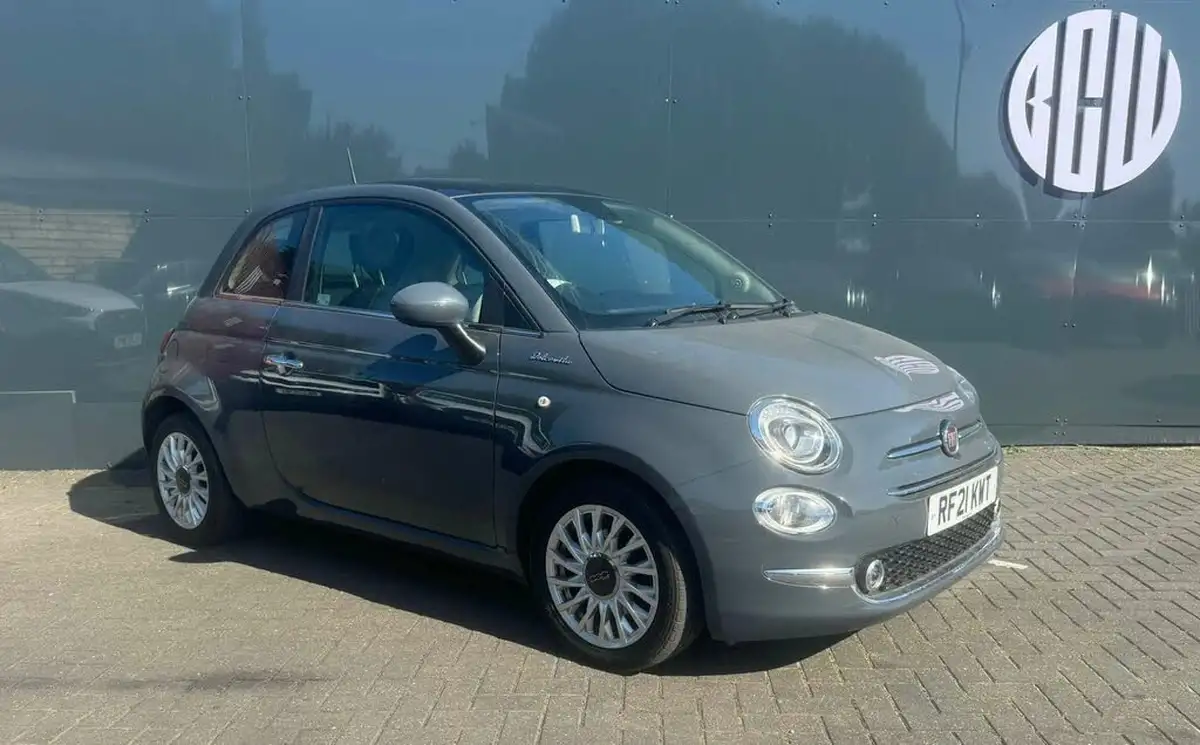 2021-fiat-500-10-dolcevita-big-0