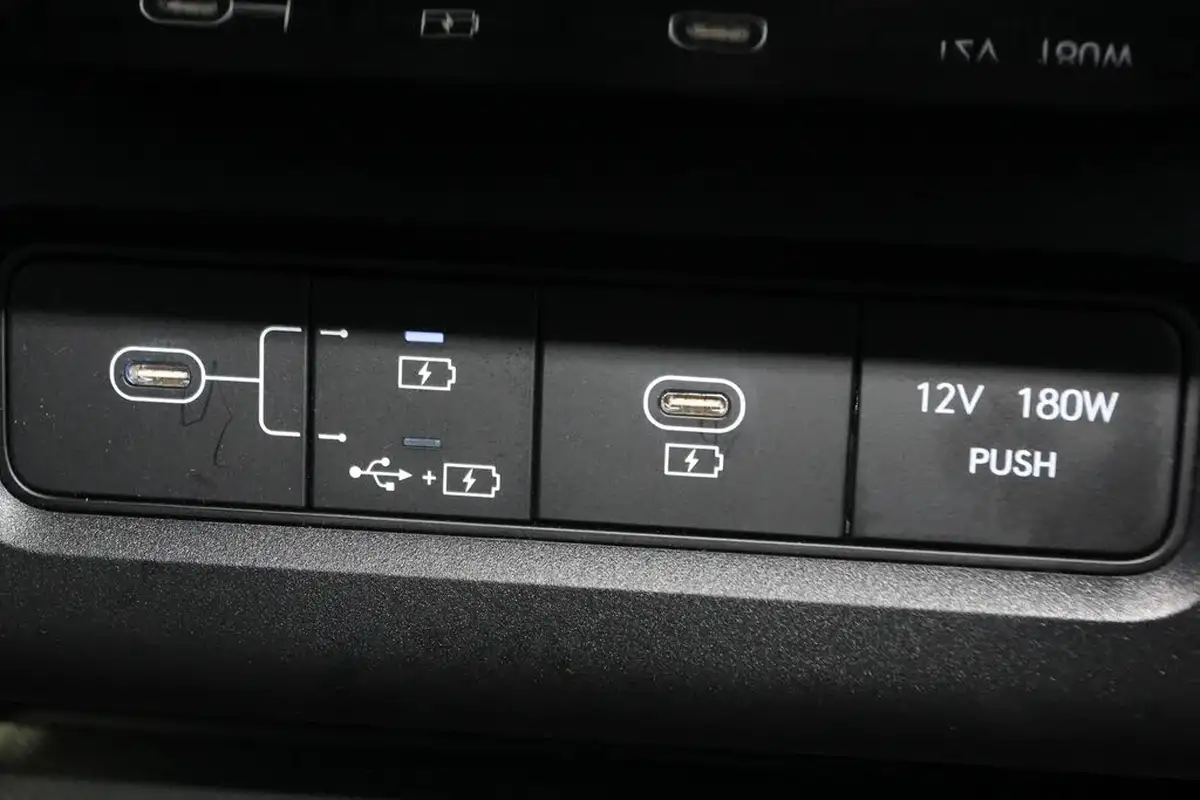 2024-hyundai-tucson-16-t-gdi-ultimate-252ps-phev-auto-big-30