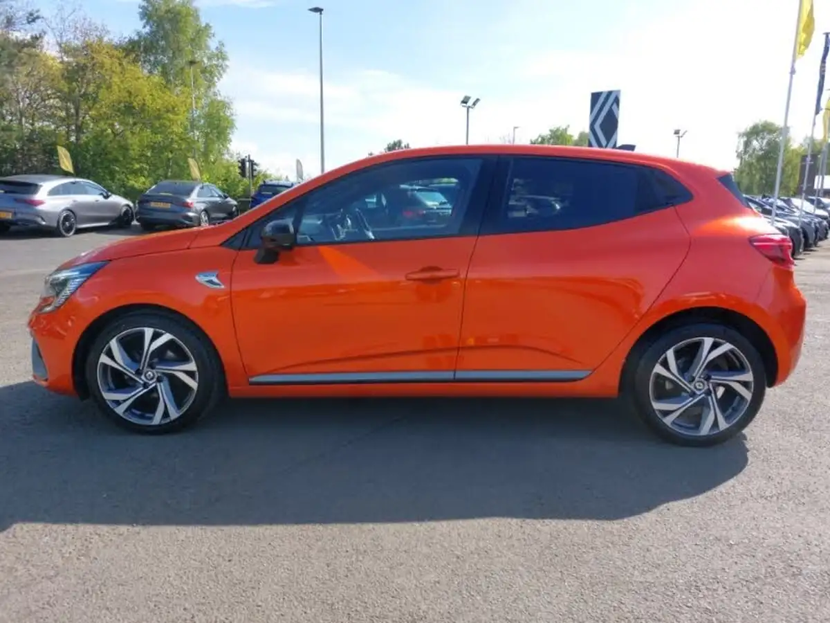 2022-renault-clio-10-tce-rs-line-big-3