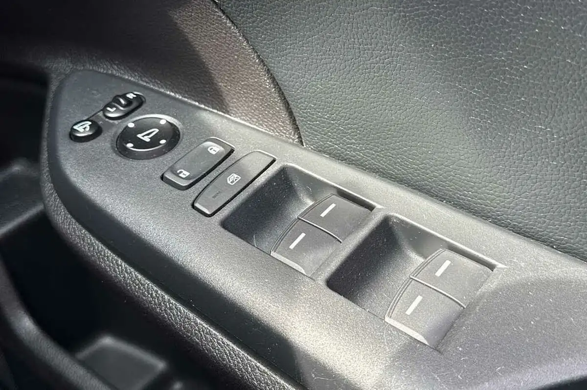 2019-honda-civic-10-vtec-turbo-sport-line-big-16