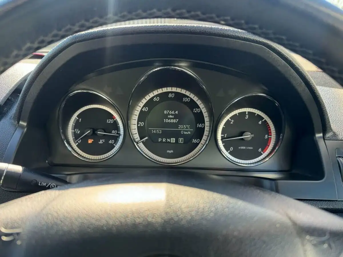 2011-mercedes-benz-c-class-21td-c200-cdi-elegance-21cdi-blue-f-estate-5d-2143cc-auto-big-41