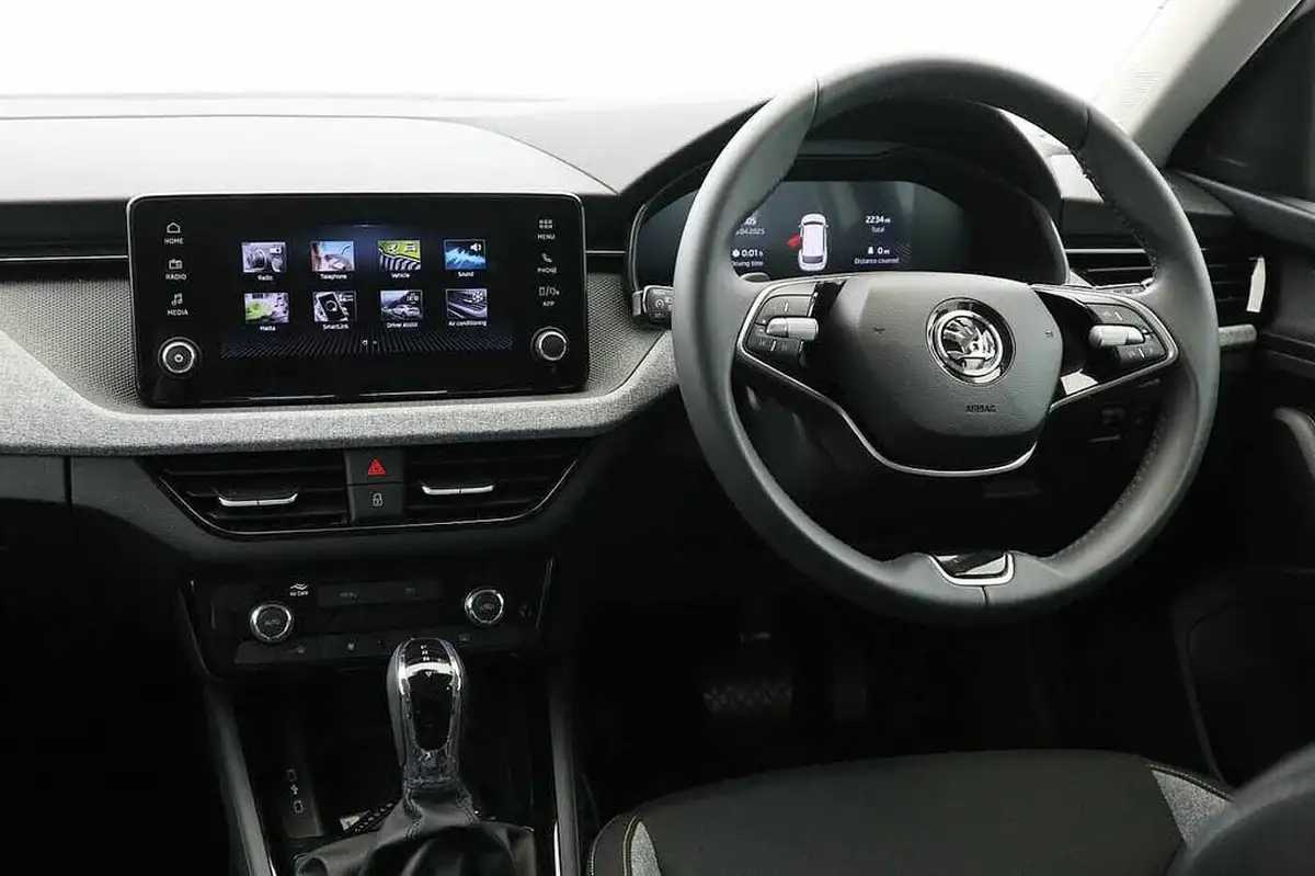 2024-skoda-kamiq-10-tsi-se-116ps-dsg-big-1