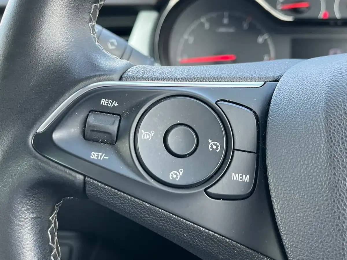 2020-vauxhall-crossland-x-12i-griffin-big-20