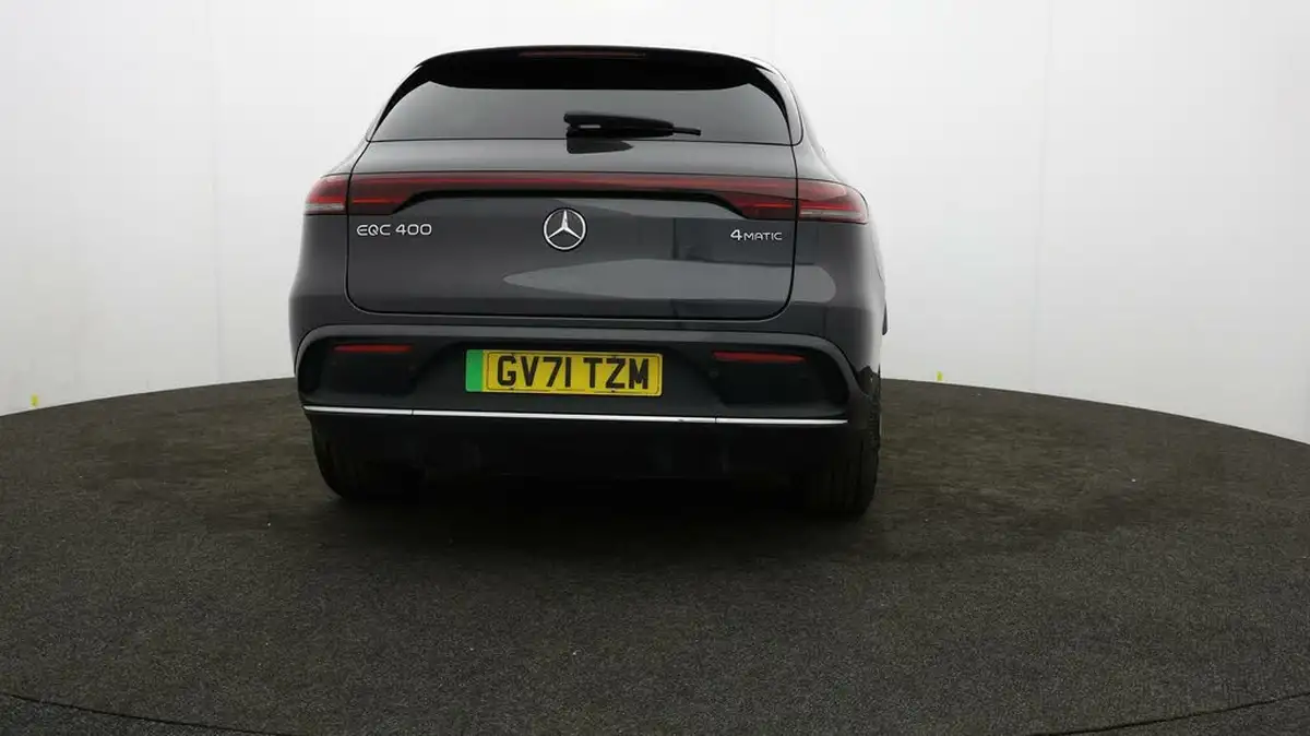 2022-mercedes-benz-eqc-e-eqc-400-amg-line-big-5