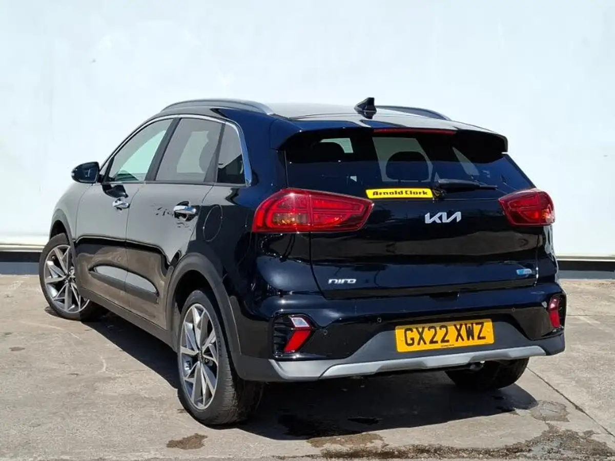 2022-kia-niro-16-gdi-3-156kwh-big-1