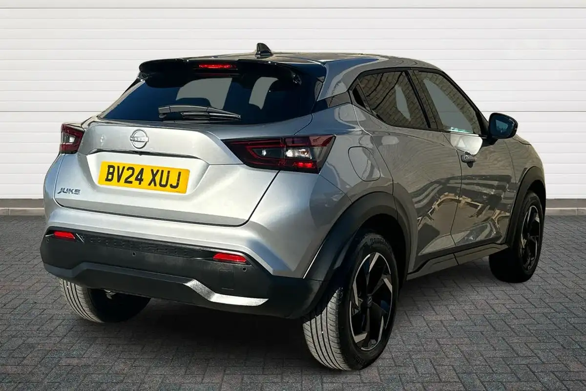 2024-nissan-juke-10-dig-t-n-connecta-dct-big-12