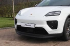 2025-porsche-macan-e-electric-small-14