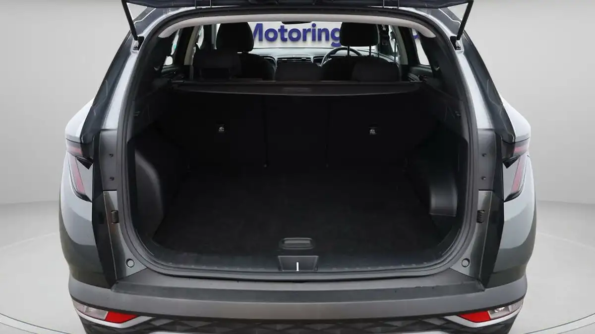 2022-hyundai-tucson-16-t-gdi-premium-150ps-big-16