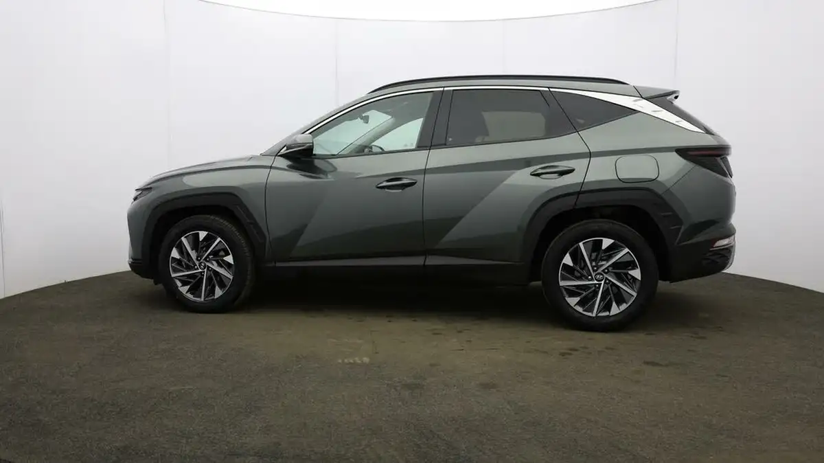 2022-hyundai-tucson-16-t-gdi-premium-150ps-big-68