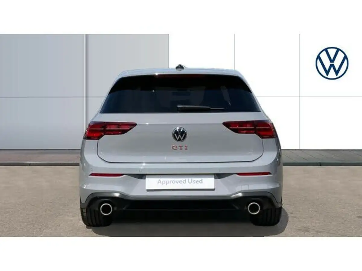 2023-volkswagen-golf-20-tsi-gti-dsg-big-7