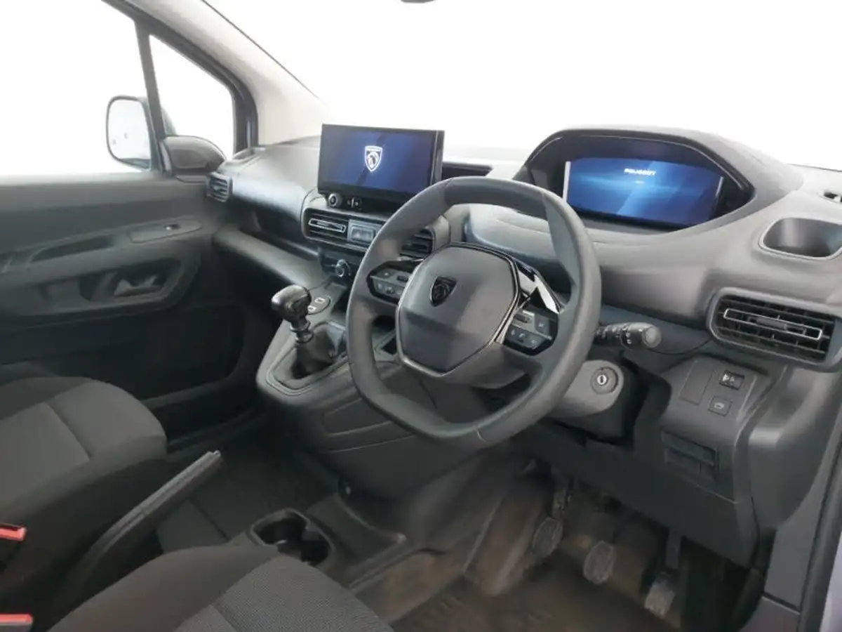 2024-peugeot-partner-15-bluehdi-professional-100pseu6d-big-2