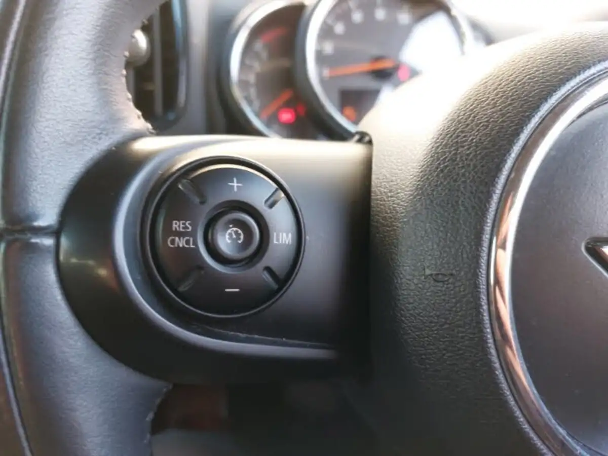 2019-mini-countryman-15-cooper-classic-auto-big-11