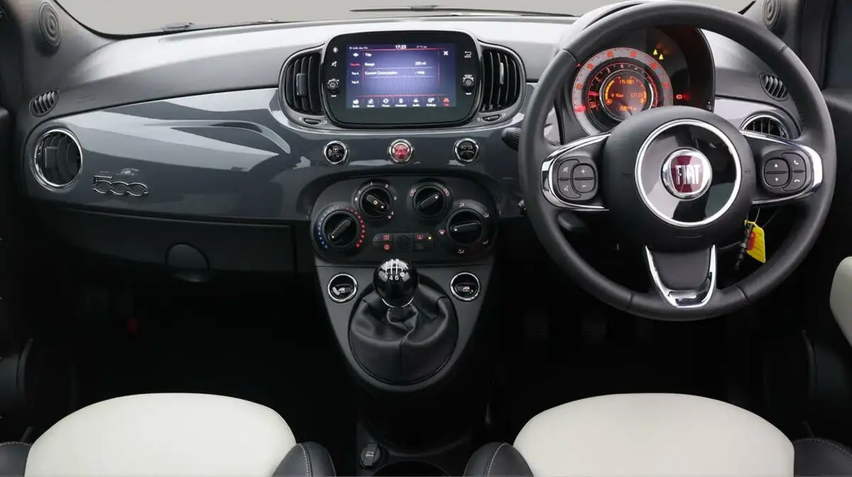 2022-fiat-500-10-dolcevita-big-12