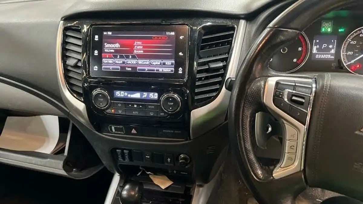2019-mitsubishi-l200-24di-d-challenger-auto-big-8