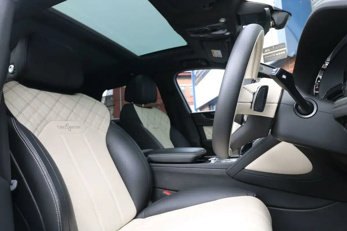 2022-bentley-bentayga-big-7