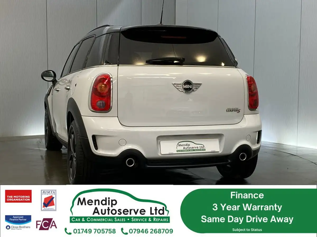 2012-mini-countryman-16-cooper-s-auto-big-14